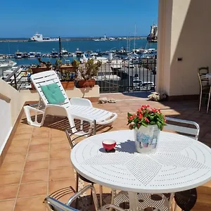 Sicily Coast Couette-café